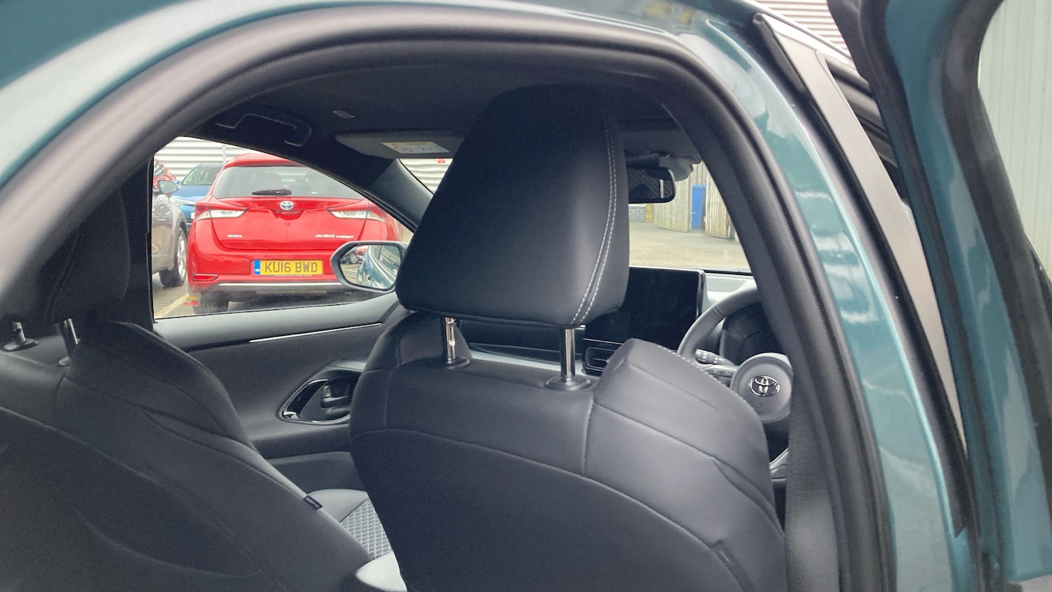 Used Toyota Yaris 2025 for sale - 77996903: Photo 20