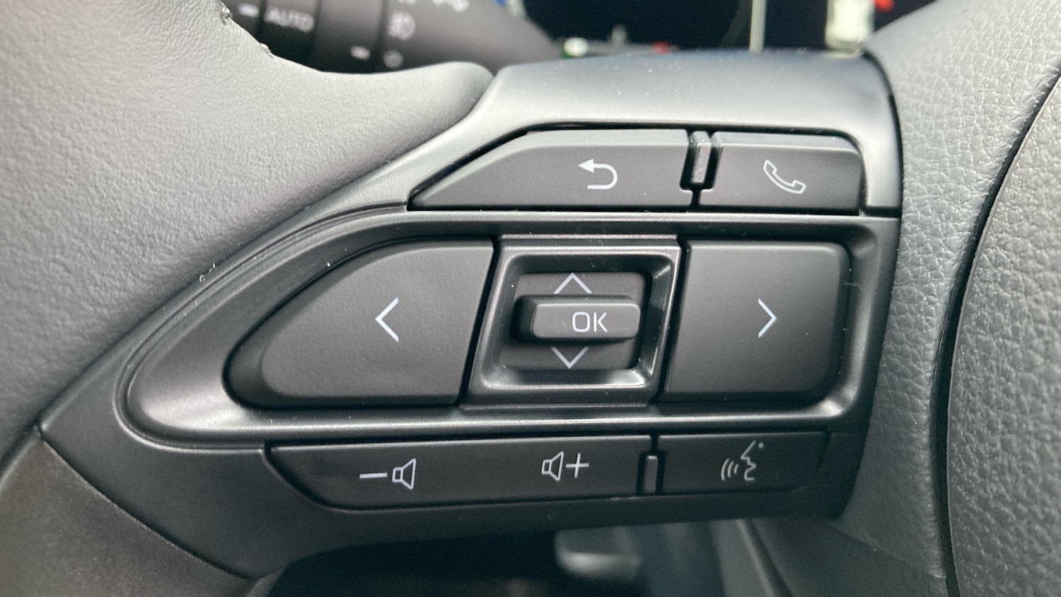 Used Toyota Yaris 2025 for sale - 77996903: Photo 36