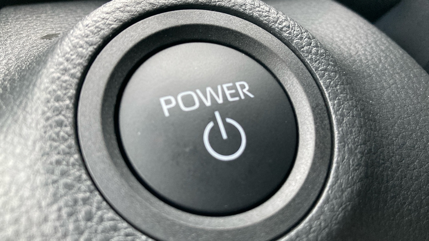 Used Toyota Yaris 2025 for sale - 77996903: Photo 37