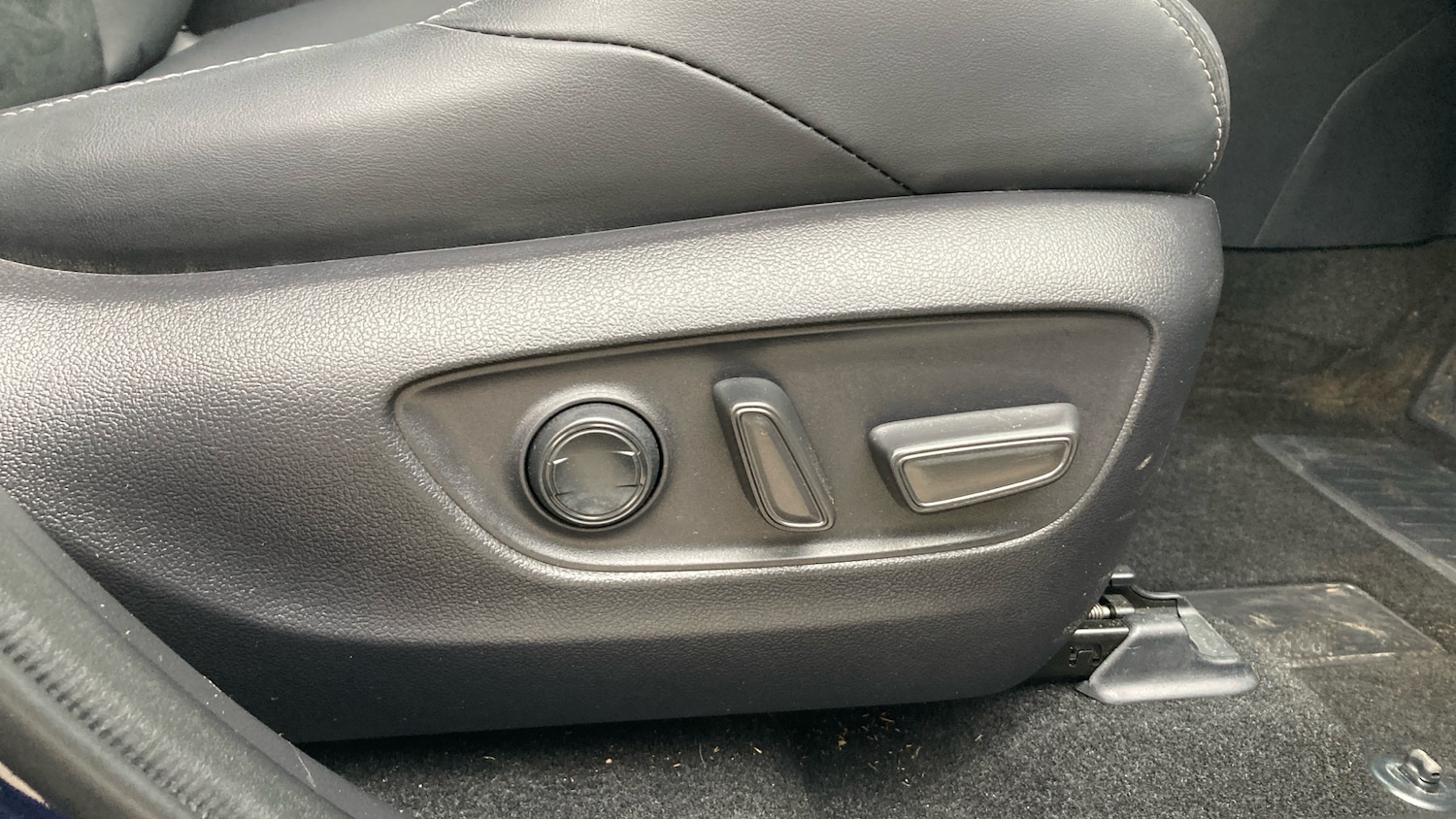 Used Toyota RAV4 2025 for sale - 78092607: Photo 28