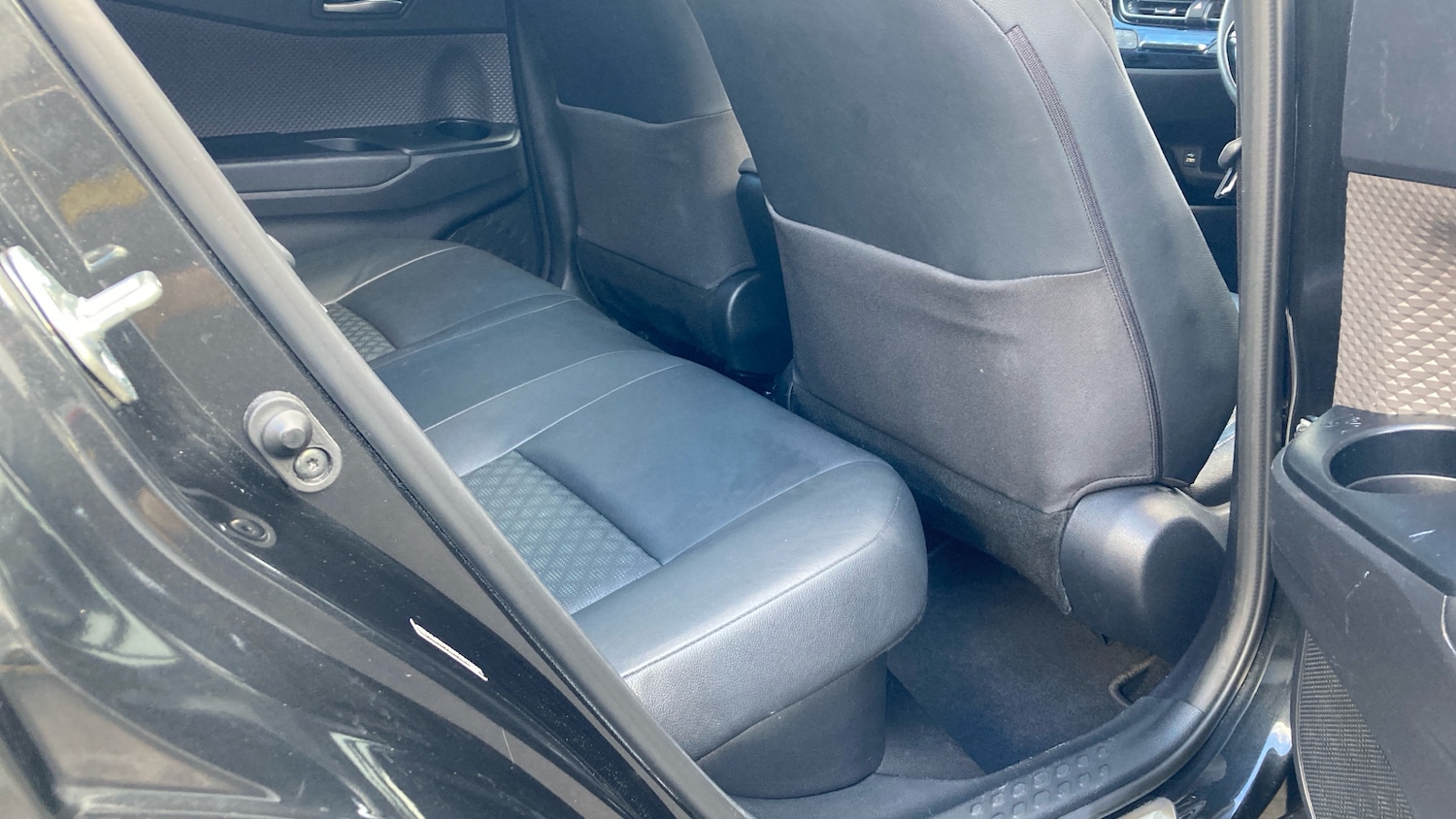 Used Toyota C-HR 2022 for sale - 76412380: Photo 12