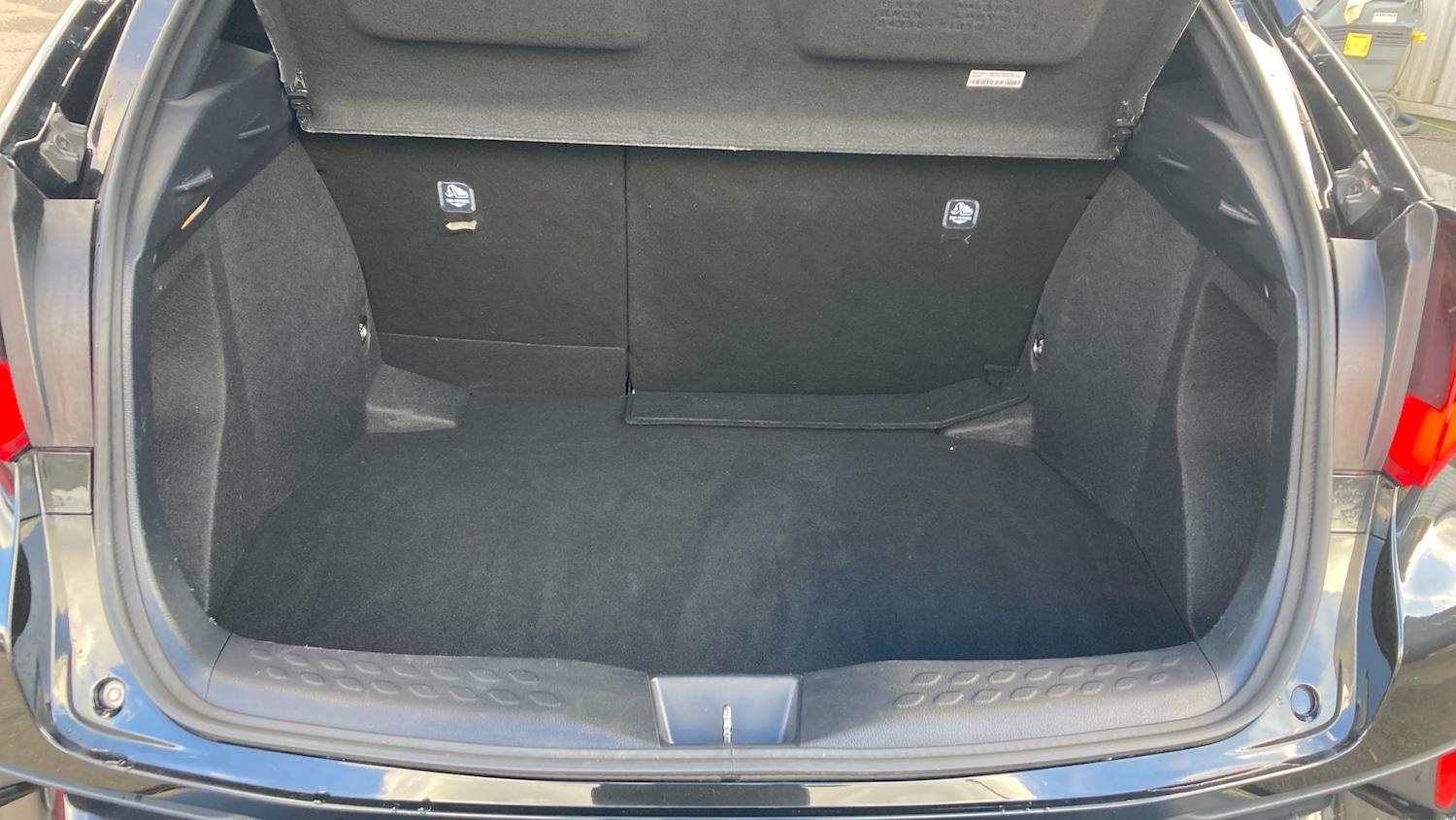 Used Toyota C-HR 2022 for sale - 76412380: Photo 14