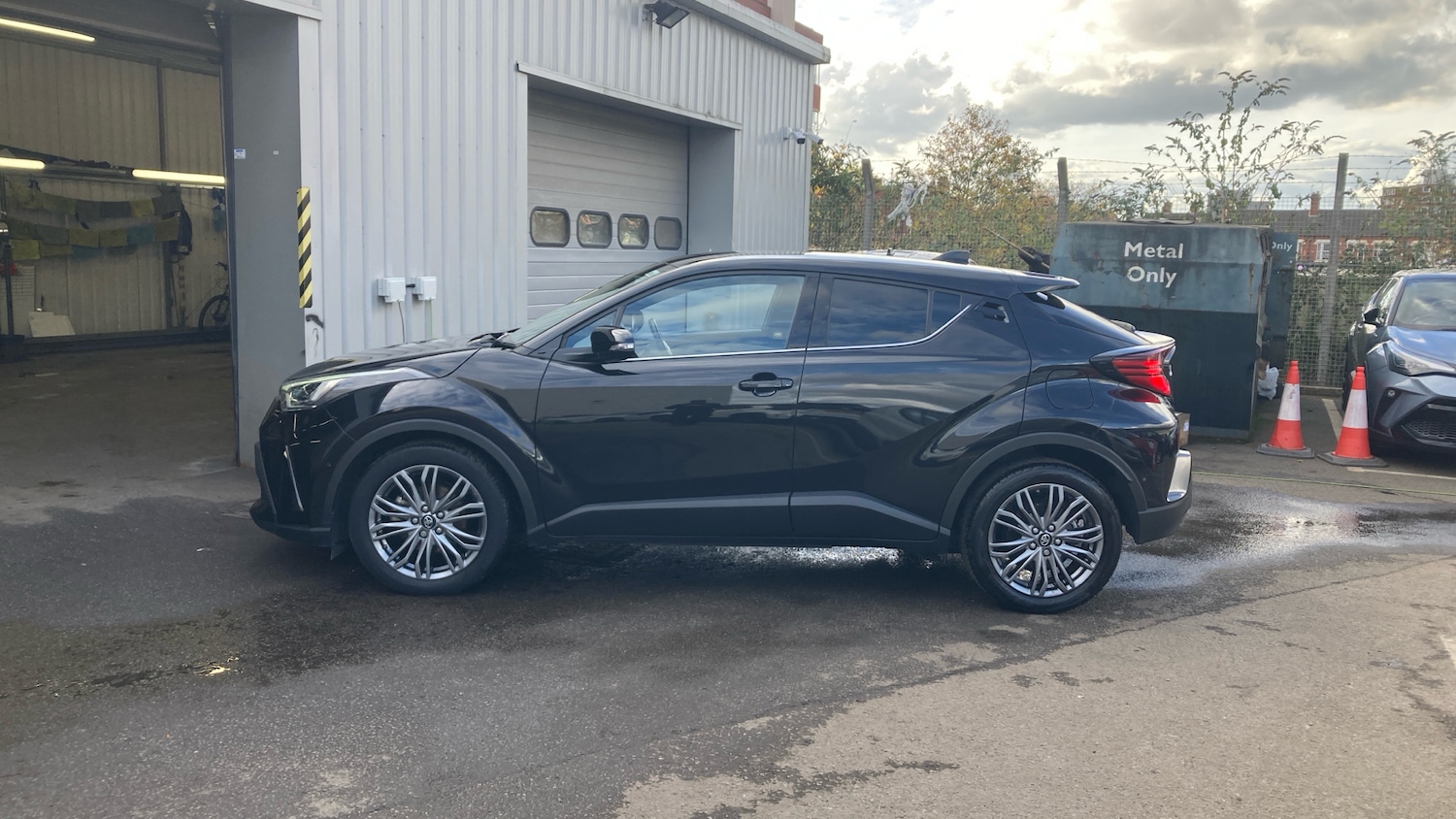 Used Toyota C-HR 2022 for sale - 76412380: Photo 17