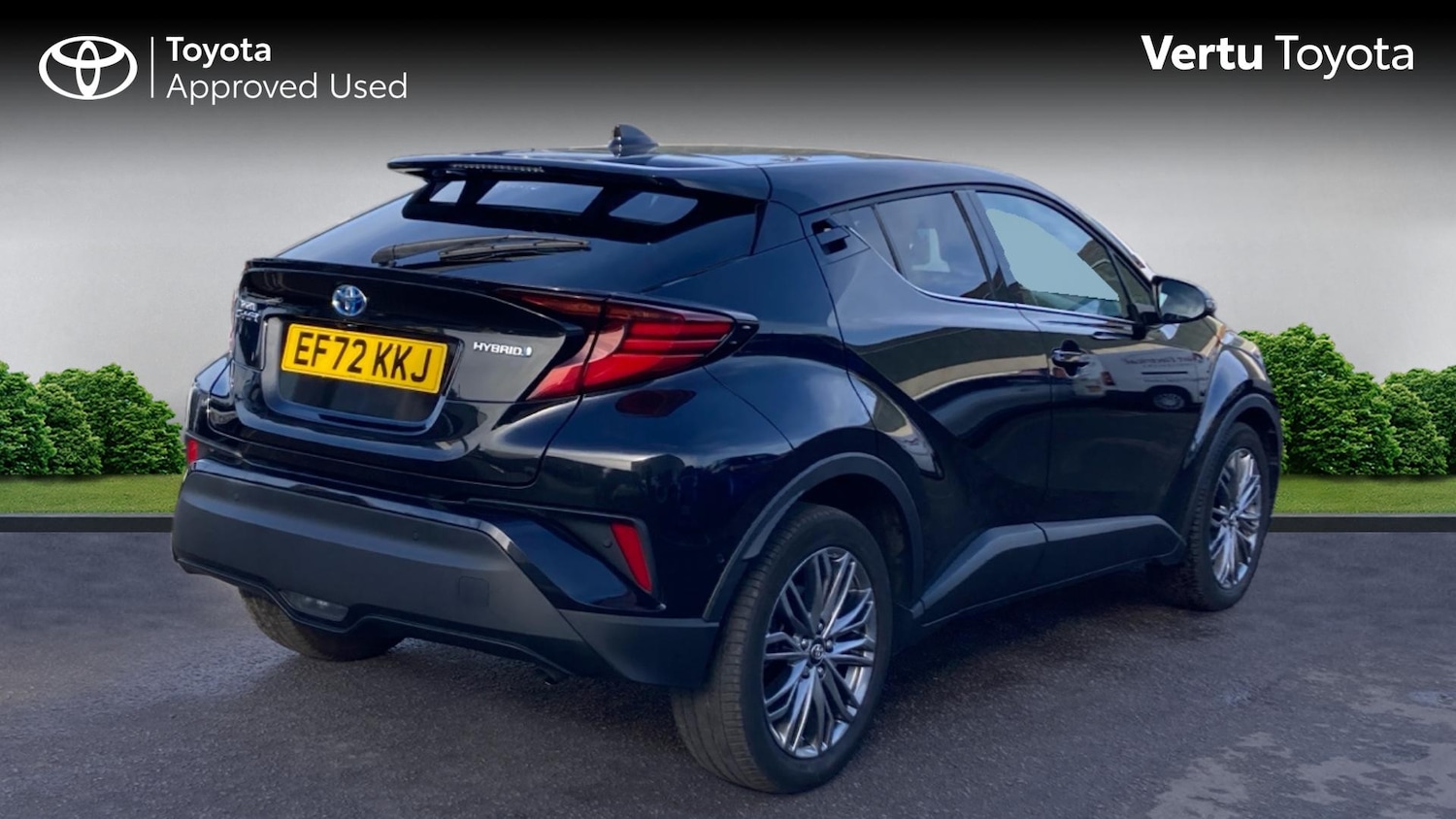 Used Toyota C-HR 2022 for sale - 76412380: Photo 2