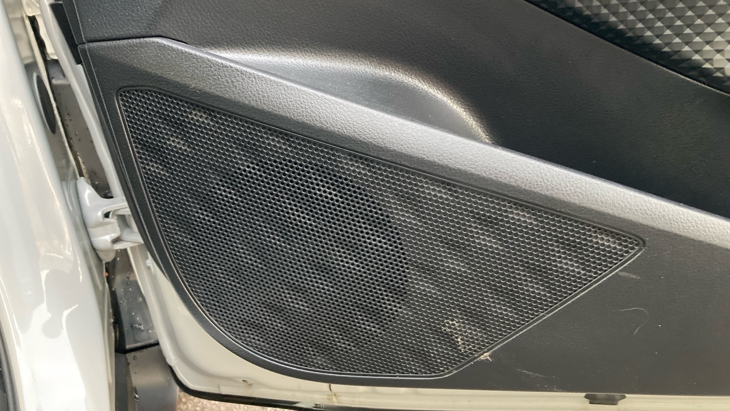 Used Toyota C-HR 2023 for sale - 76415696: Photo 33