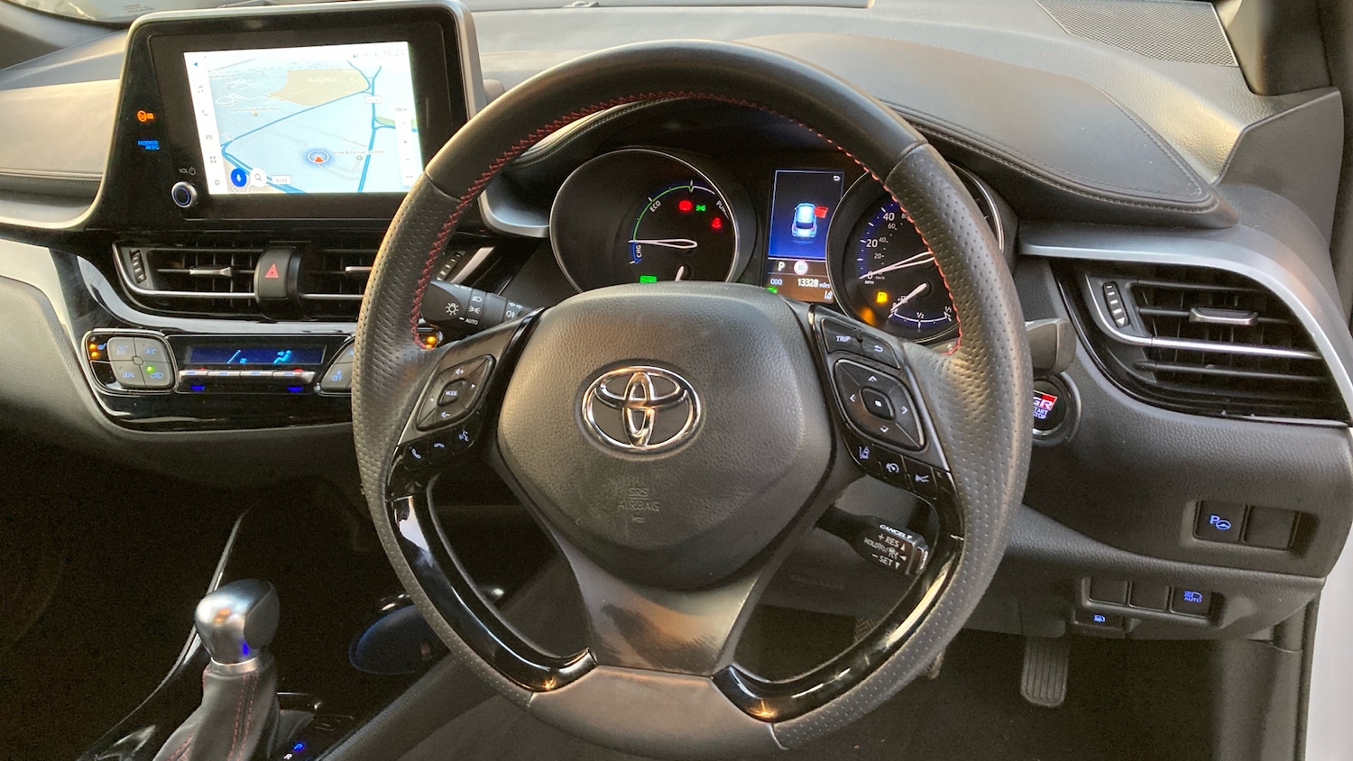 Used Toyota C-HR 2023 for sale - 76415696: Photo 6