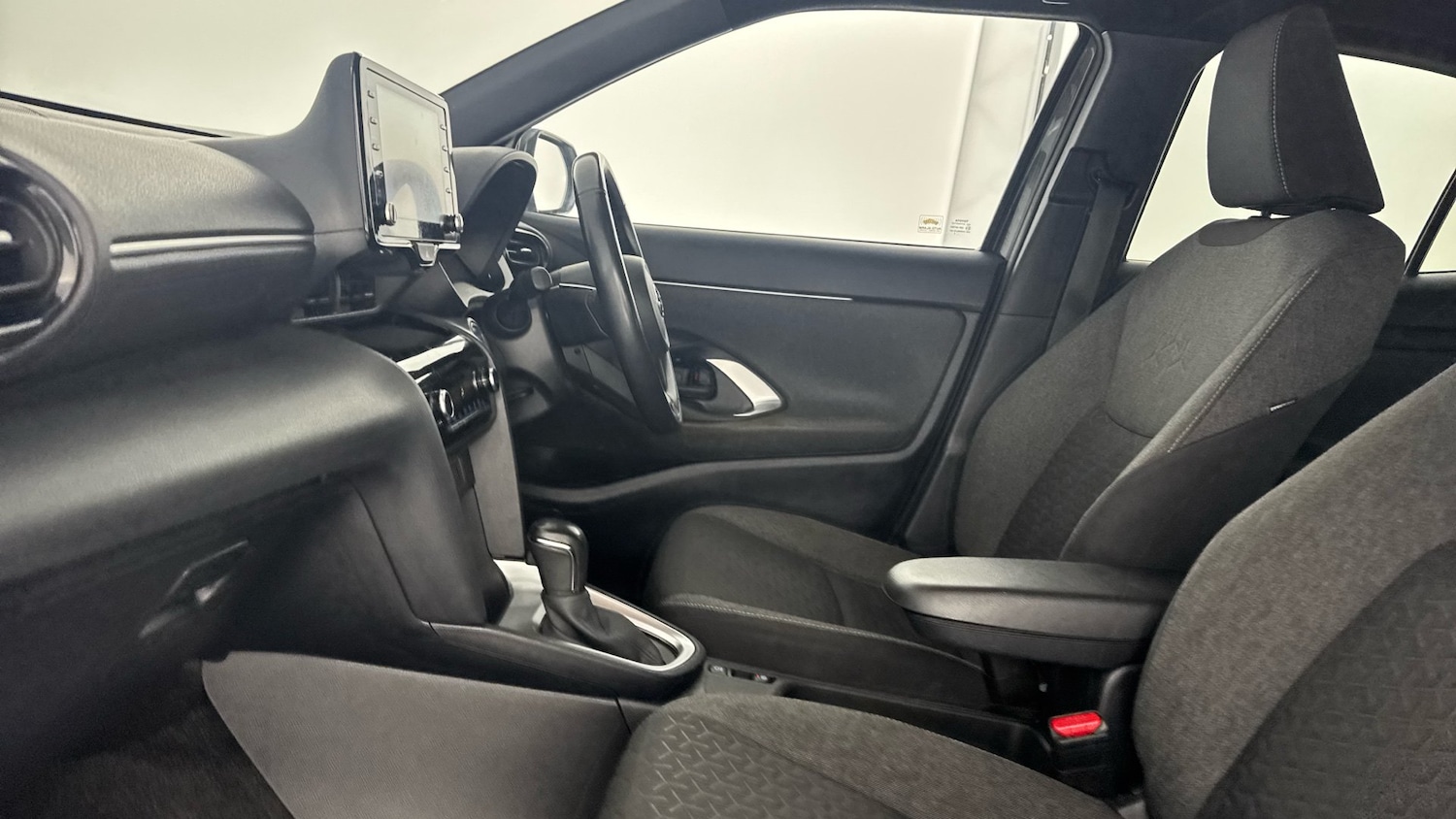 Used Toyota Yaris Cross 2022 for sale - 76614668: Photo 10