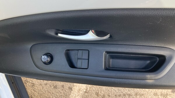 Used Toyota Aygo X 2023 for sale - 76101287: Photo 32