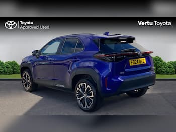 Used Toyota Yaris Cross 2024 for sale - 79842426: Photo