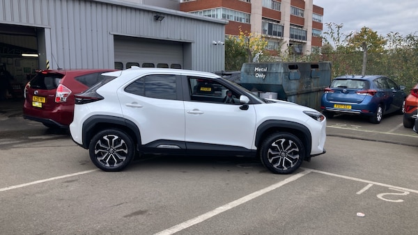 Used Toyota Yaris Cross 2021 for sale - 76257559: Photo 16