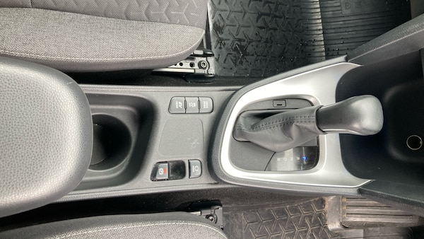 Used Toyota Yaris Cross 2021 for sale - 76257559: Photo 37