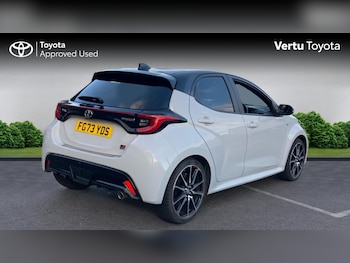 Used Toyota Yaris 2023 for sale - 76381880: Photo