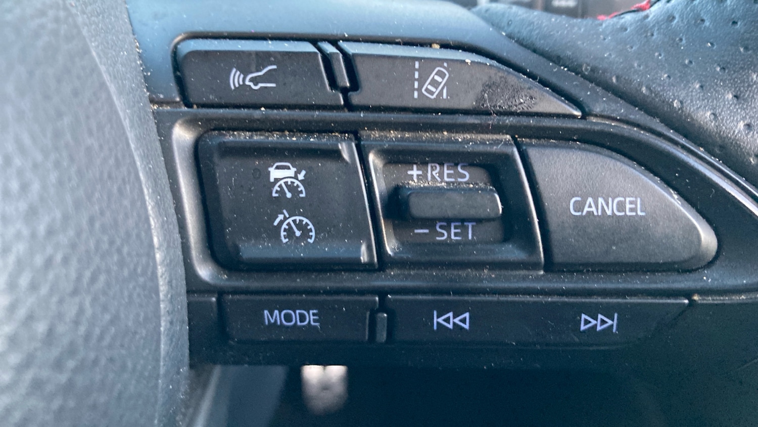 Used Toyota Yaris 2023 for sale - 76381880: Photo 37