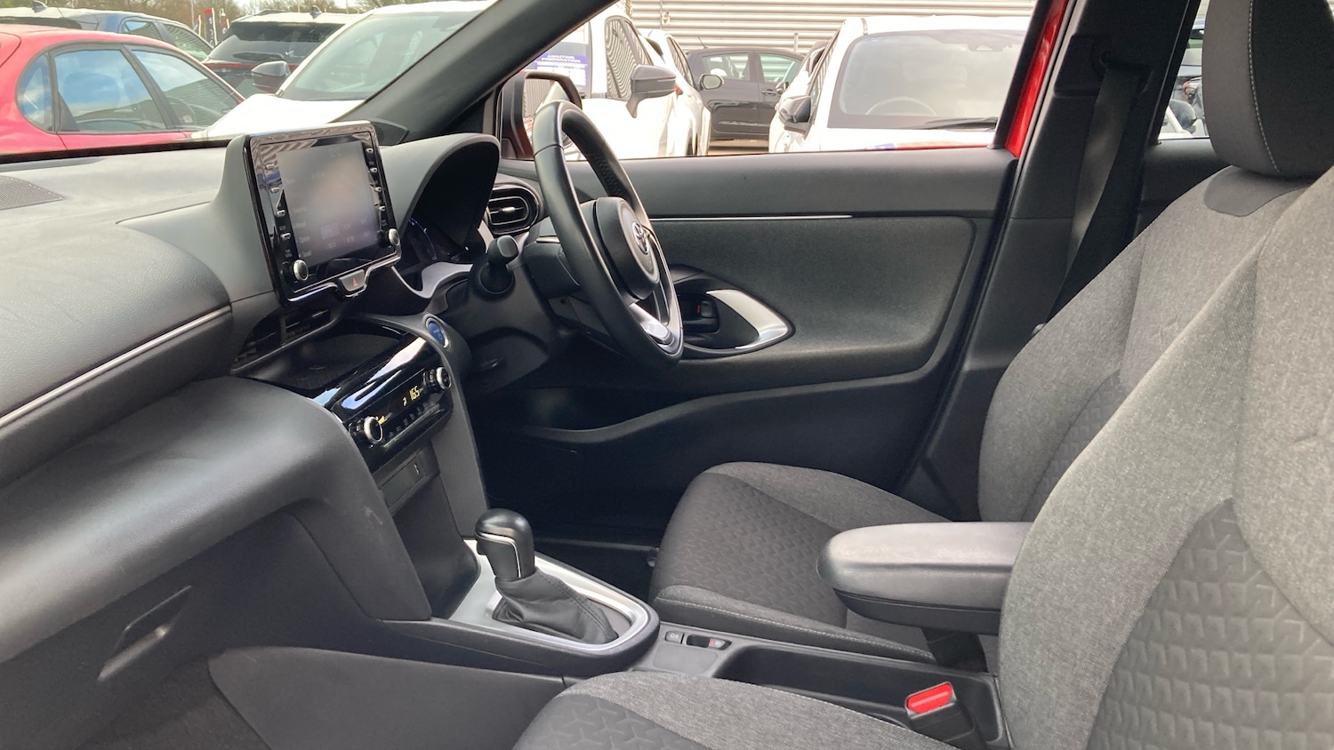 Used Toyota Yaris Cross 2021 for sale - 76612520: Photo 10