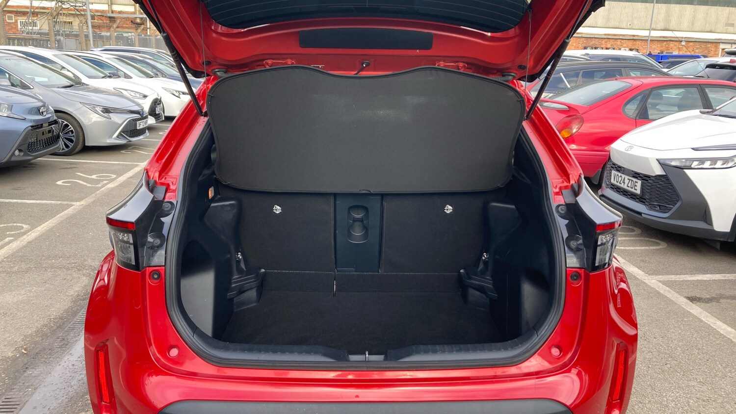 Used Toyota Yaris Cross 2021 for sale - 76612520: Photo 14