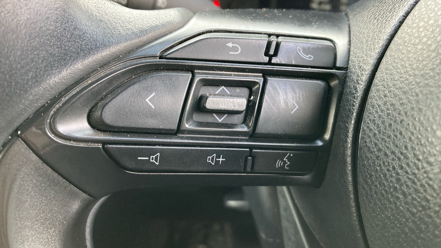 Used Toyota Yaris Cross 2021 for sale - 76612520: Photo 36