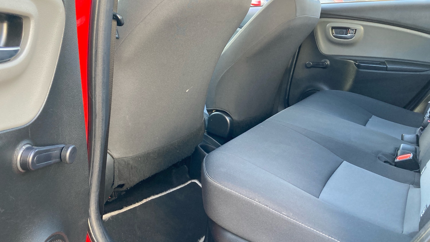 Used Toyota Yaris 2019 for sale - 77930518: Photo 13