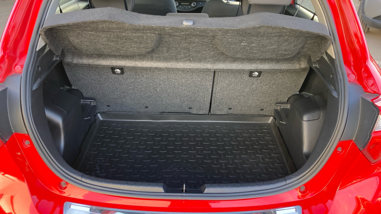 Used Toyota Yaris 2019 for sale - 77930518: Photo 14