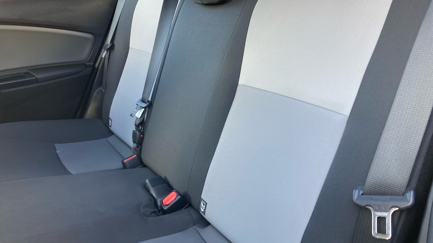 Used Toyota Yaris 2019 for sale - 77930518: Photo 20