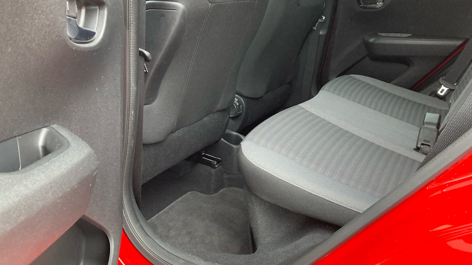 Used Toyota AYGO 2019 for sale - 77544576: Photo 13