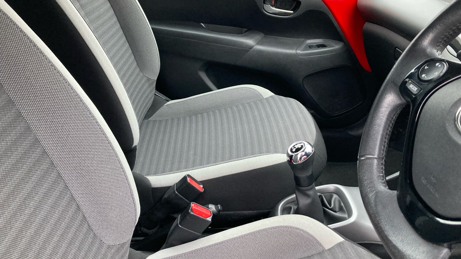 Used Toyota AYGO 2019 for sale - 77544576: Photo 34