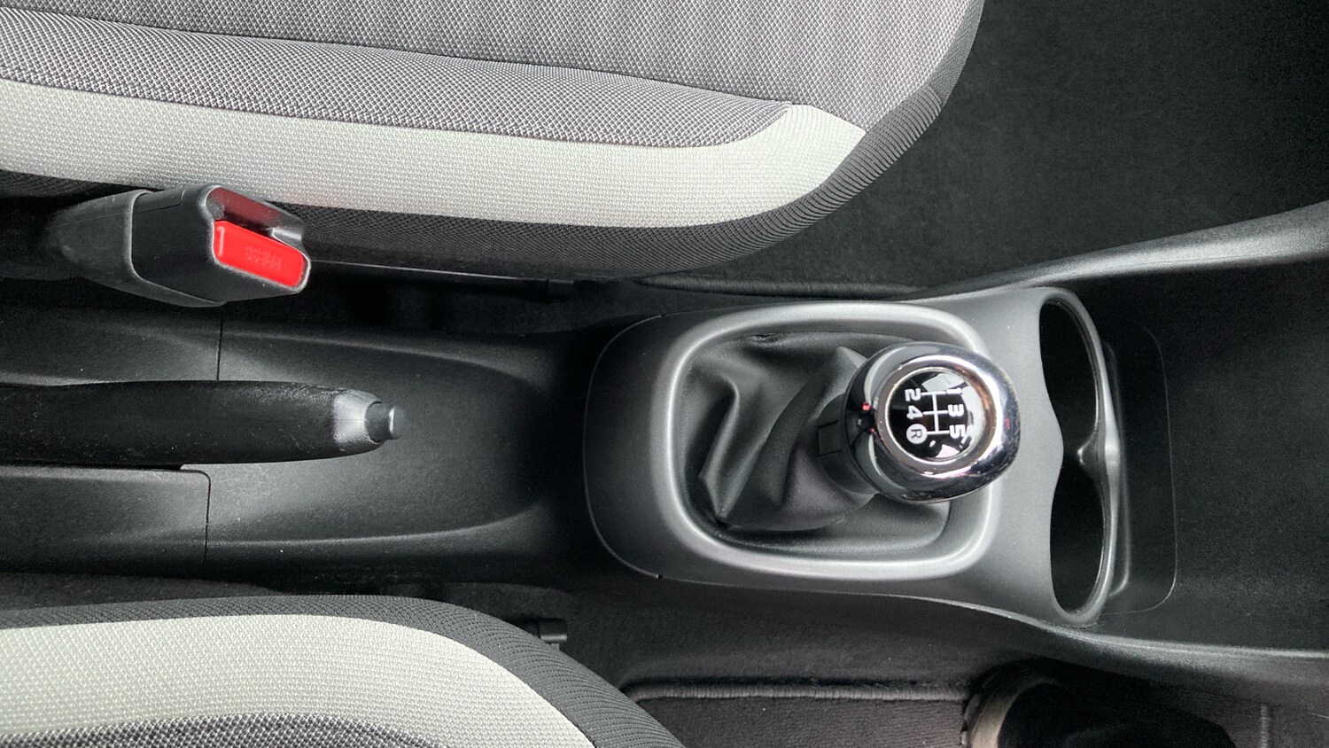 Used Toyota AYGO 2019 for sale - 77544576: Photo 36