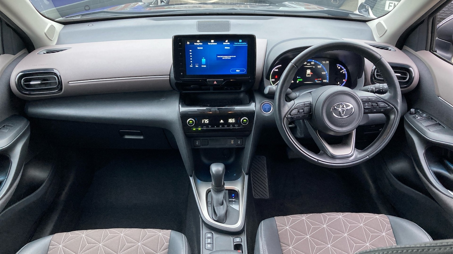 Used Toyota Yaris Cross 2023 for sale - 76682228: Photo 5