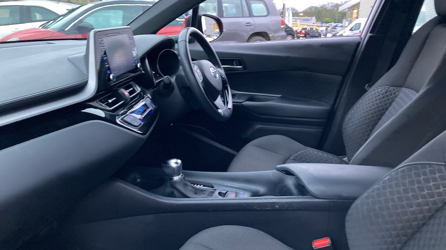 Used Toyota C-HR 2022 for sale - 77340280: Photo 10