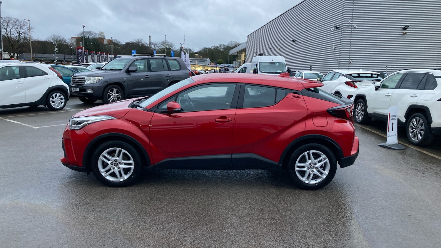 Used Toyota C-HR 2022 for sale - 77340280: Photo 17