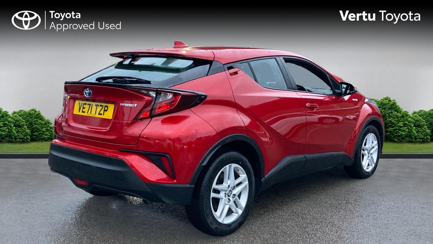 Used Toyota C-HR 2022 for sale - 77340280: Photo 2