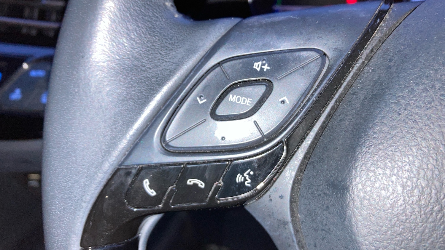 Used Toyota C-HR 2022 for sale - 77340280: Photo 37