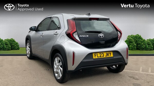 Used Toyota Aygo X 2023 for sale - 76253908: Photo 4