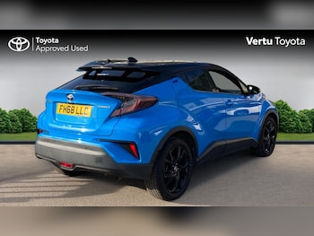 Used Toyota C-HR 2019 for sale - 79070700: Photo