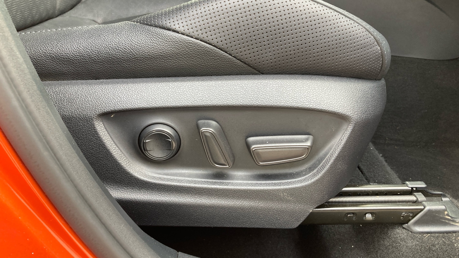 Used Toyota C-HR 2020 for sale - 78125068: Photo 37