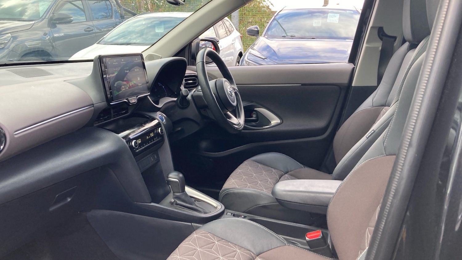 Used Toyota Yaris Cross 2023 for sale - 75995036: Photo 10