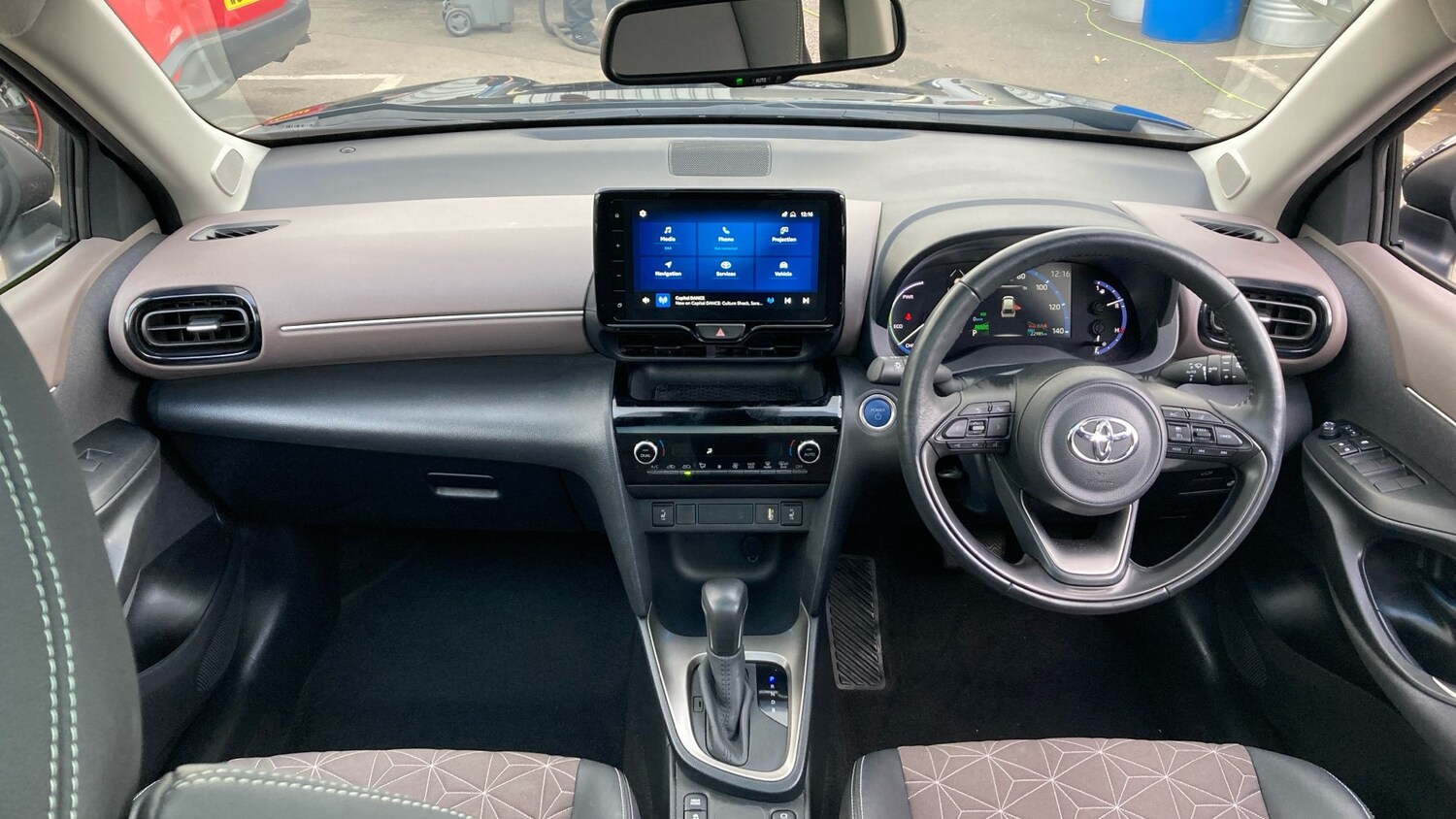 Used Toyota Yaris Cross 2023 for sale - 75995036: Photo 5