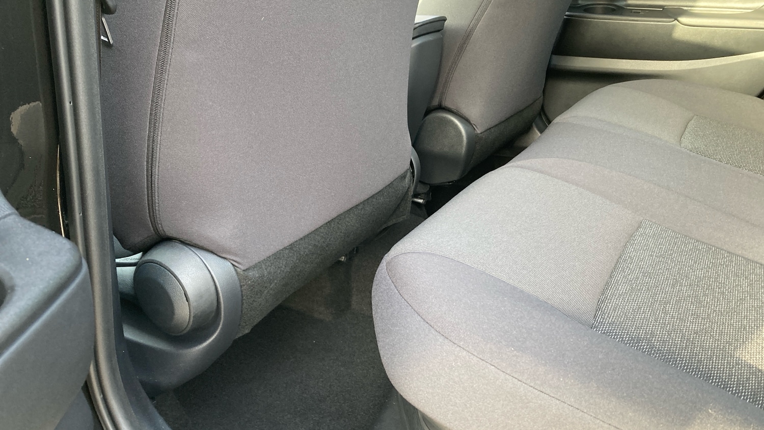 Used Toyota C-HR 2025 for sale - 77988920: Photo 13