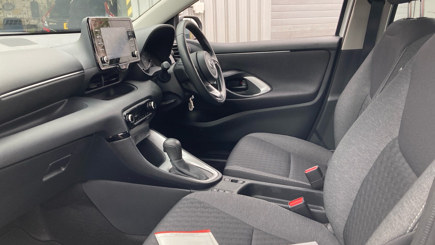 Used Toyota Yaris 2024 for sale - 77906269: Photo 10