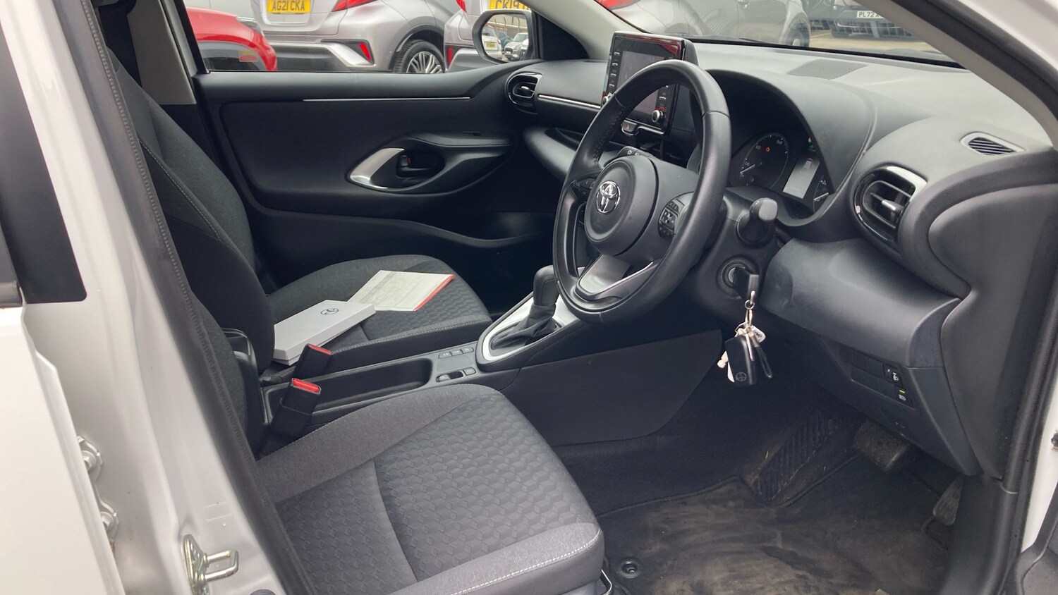 Used Toyota Yaris 2024 for sale - 77906269: Photo 11