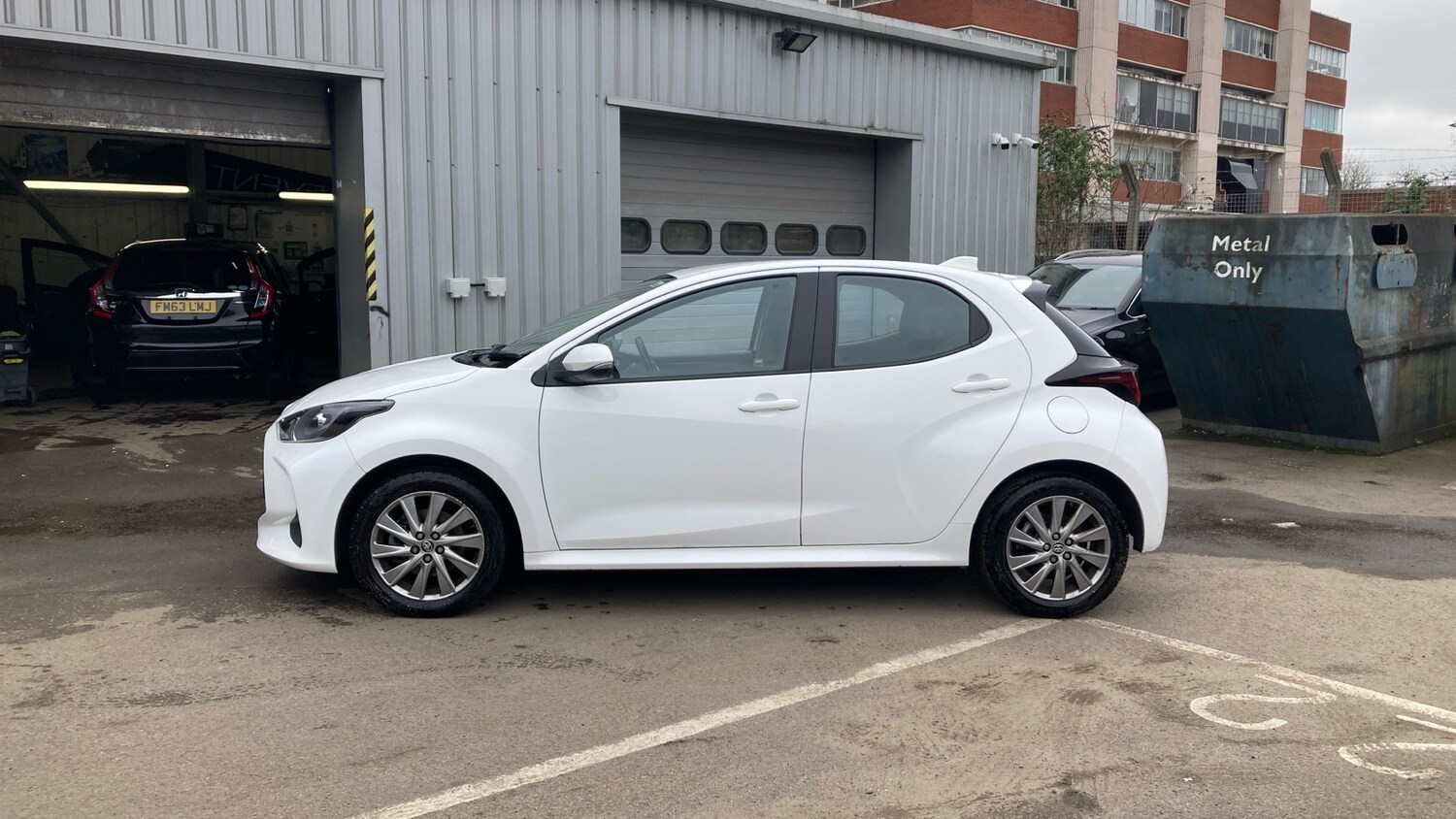 Used Toyota Yaris 2024 for sale - 77906269: Photo 17