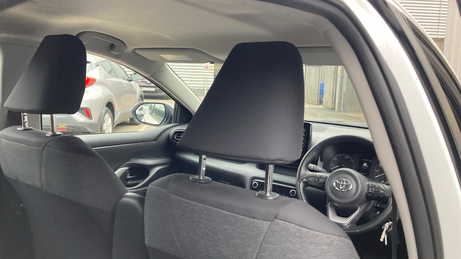 Used Toyota Yaris 2024 for sale - 77906269: Photo 20