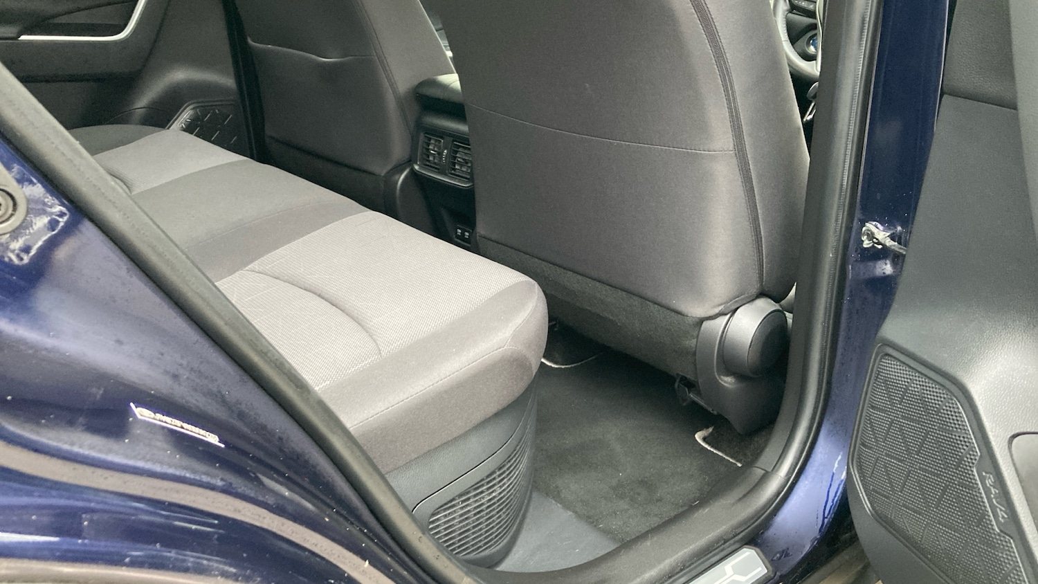 Used Toyota RAV4 2021 for sale - 78013800: Photo 12