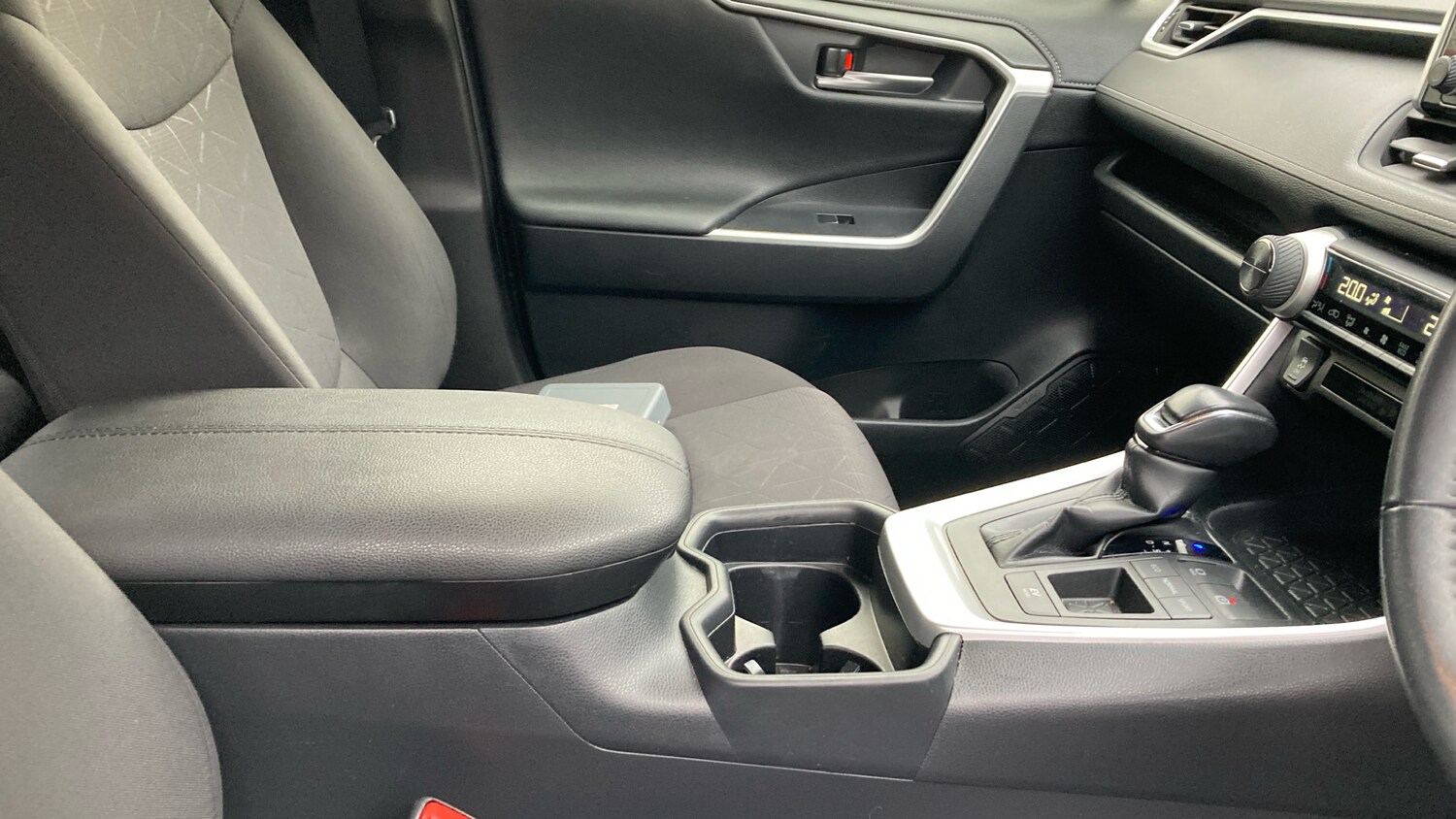 Used Toyota RAV4 2021 for sale - 78013800: Photo 34