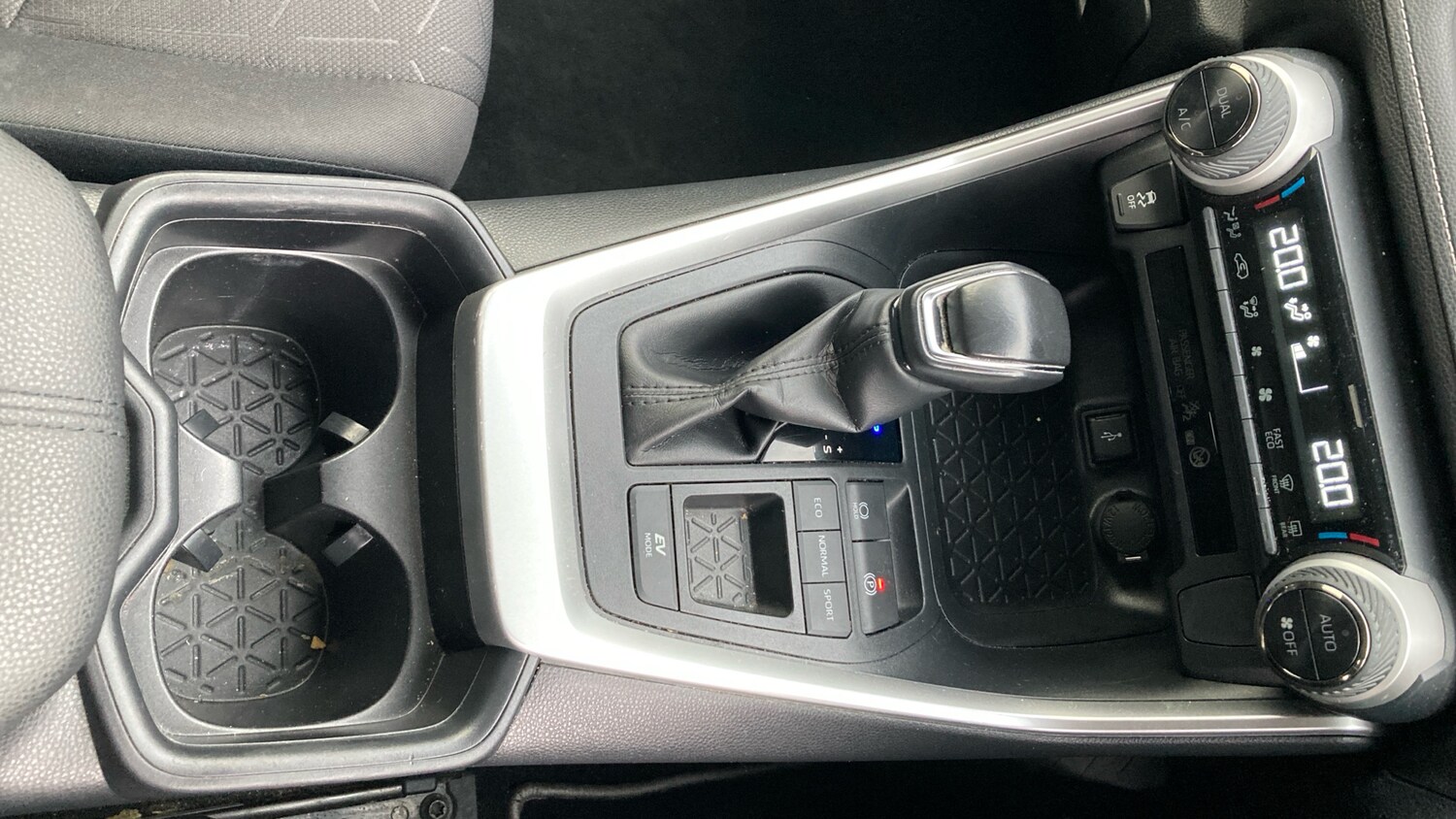 Used Toyota RAV4 2021 for sale - 78013800: Photo 36