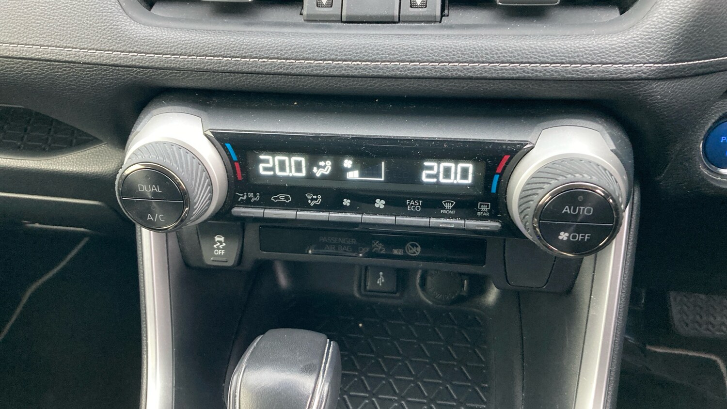 Used Toyota RAV4 2021 for sale - 78013800: Photo 37