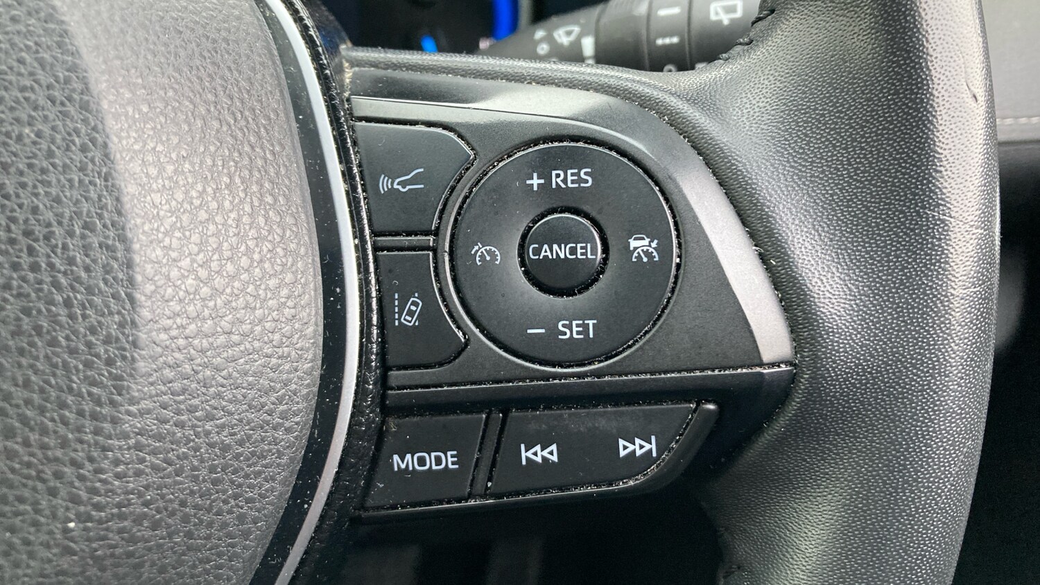 Used Toyota RAV4 2021 for sale - 78013800: Photo 39