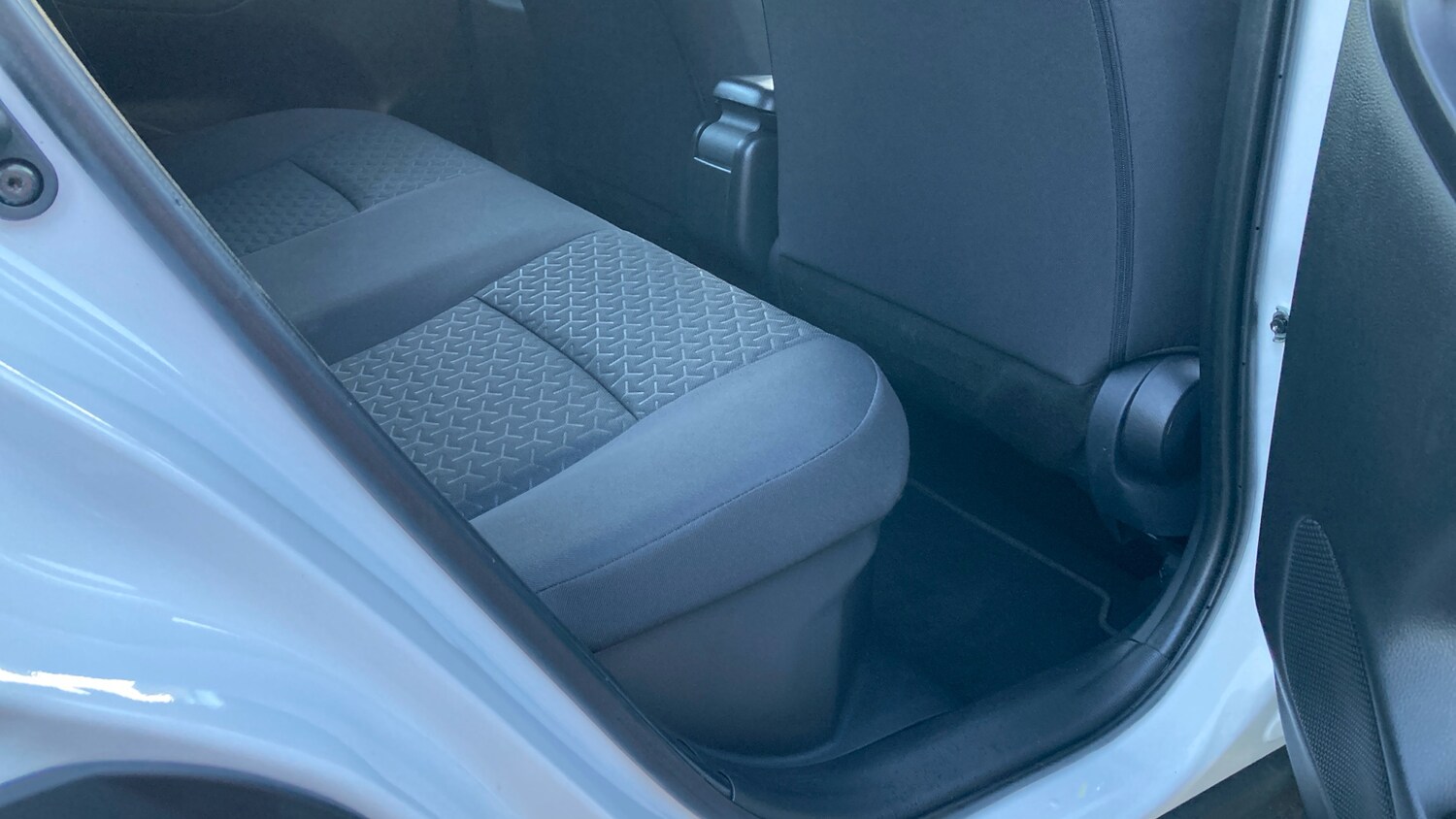 Used Toyota Yaris Cross 2023 for sale - 77207384: Photo 12