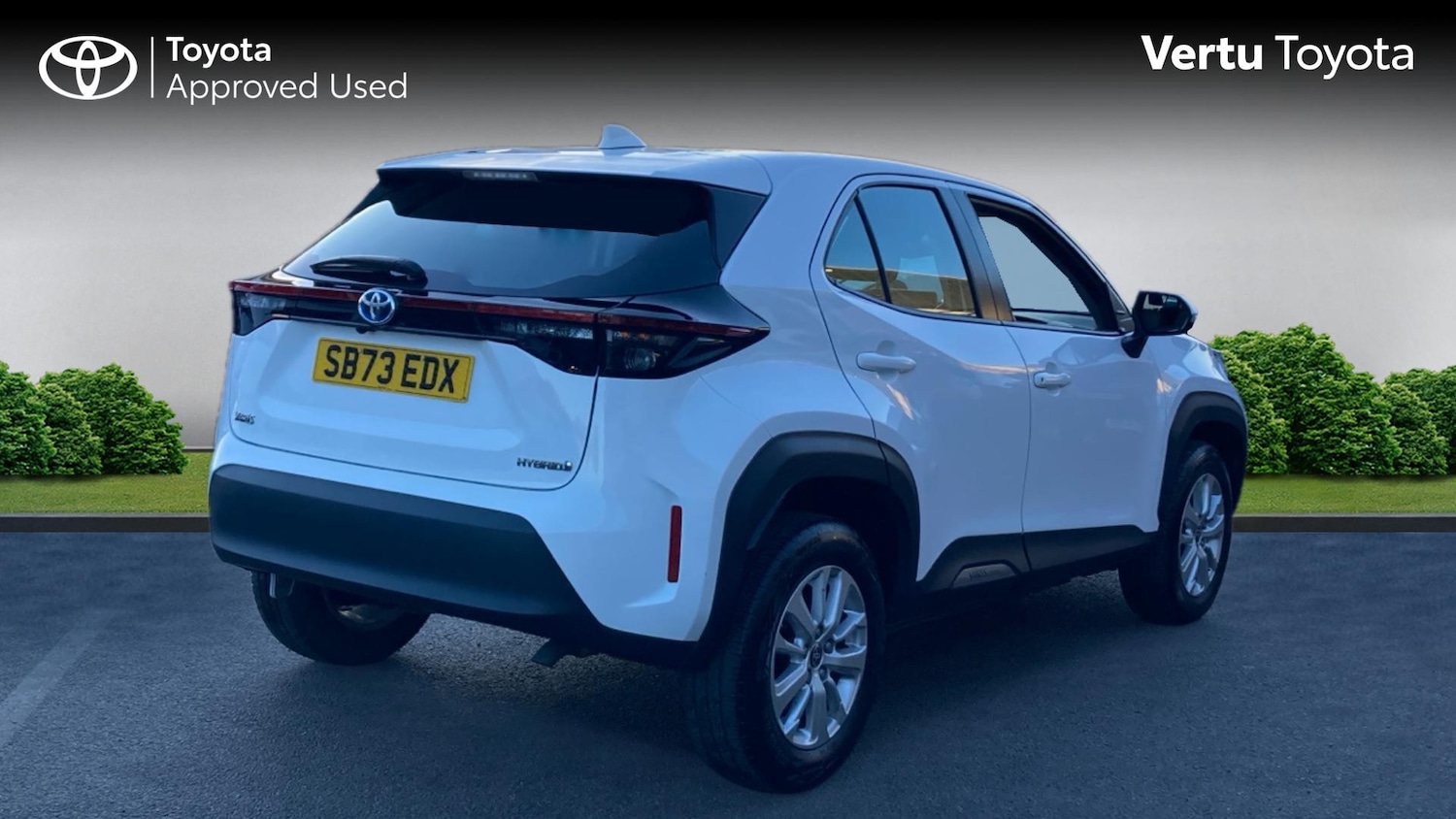 Used Toyota Yaris Cross 2023 for sale - 77207384: Photo 2