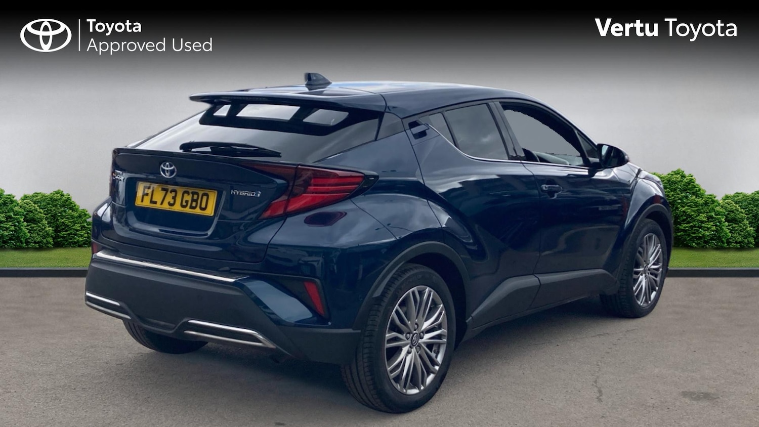 Used Toyota C-HR 2023 for sale - 78149864: Photo 2