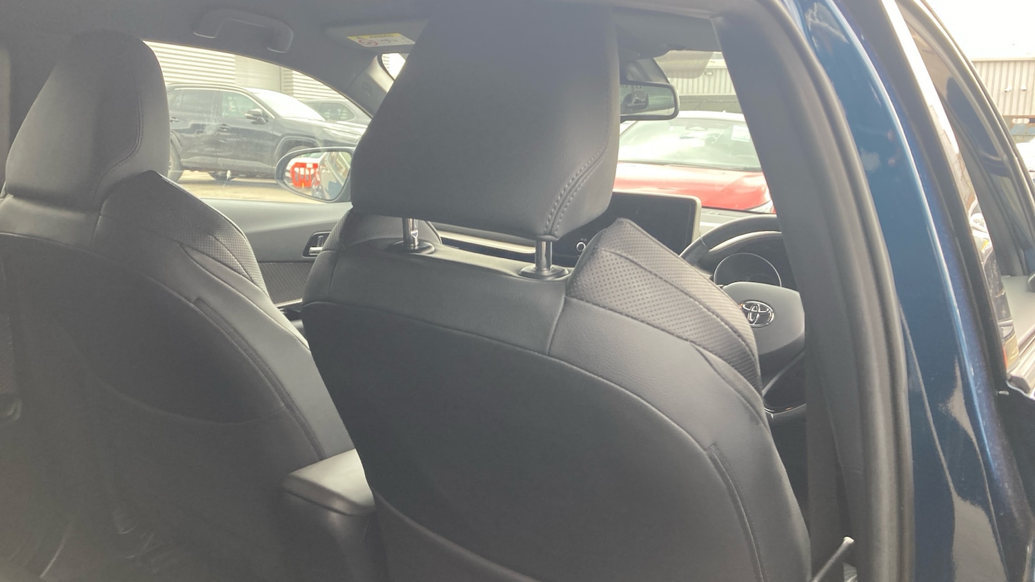 Used Toyota C-HR 2023 for sale - 78149864: Photo 20